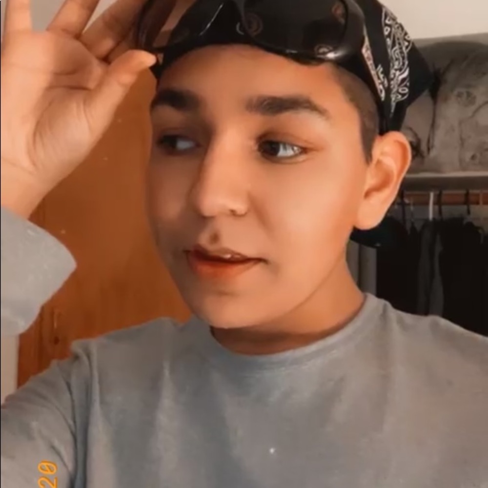 Meet your Posher, Jojo